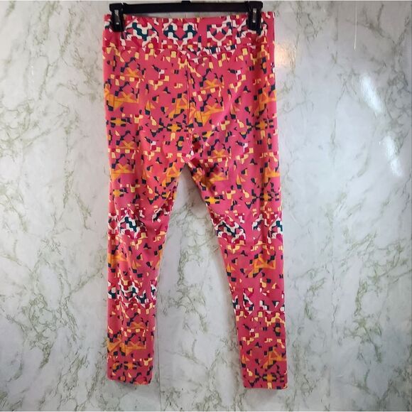 LuLaRoe Tall & Curvy Leggings - Picture 7 of 10